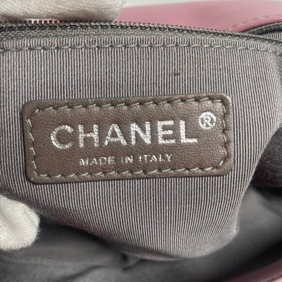 Authentic CHANEL Quilted Single Flap Bag Large Lambskin Quilted Bi-Color Purple - Picture 13 of 13